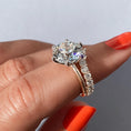 Load image into Gallery viewer, 2.0 CT Round Lab Grown Diamond Solitaire Engagement Ring
