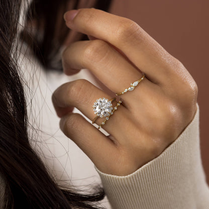 Halo-Round Lab Grown Diamond Engagement Ring