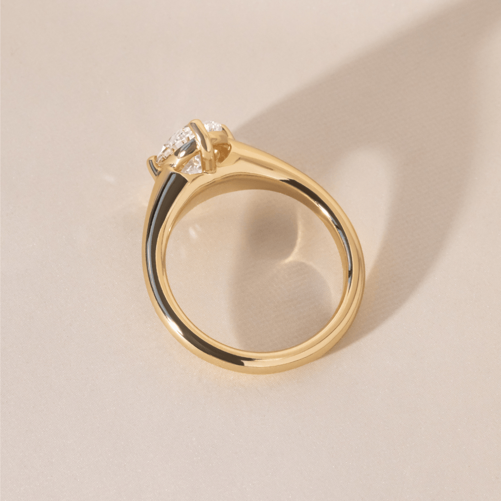 Solitaire-Oval Lab Grown Diamond Engagement Ring