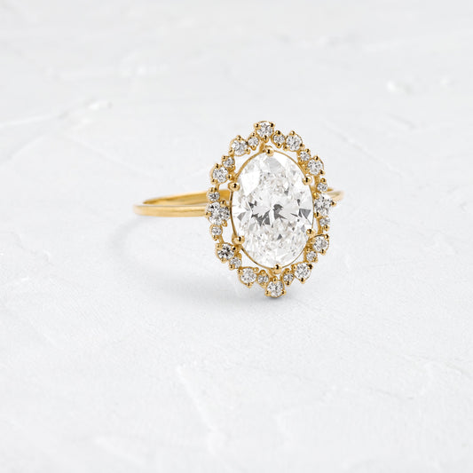 Solitaire-Oval Lab Grown Diamond Engagement Ring