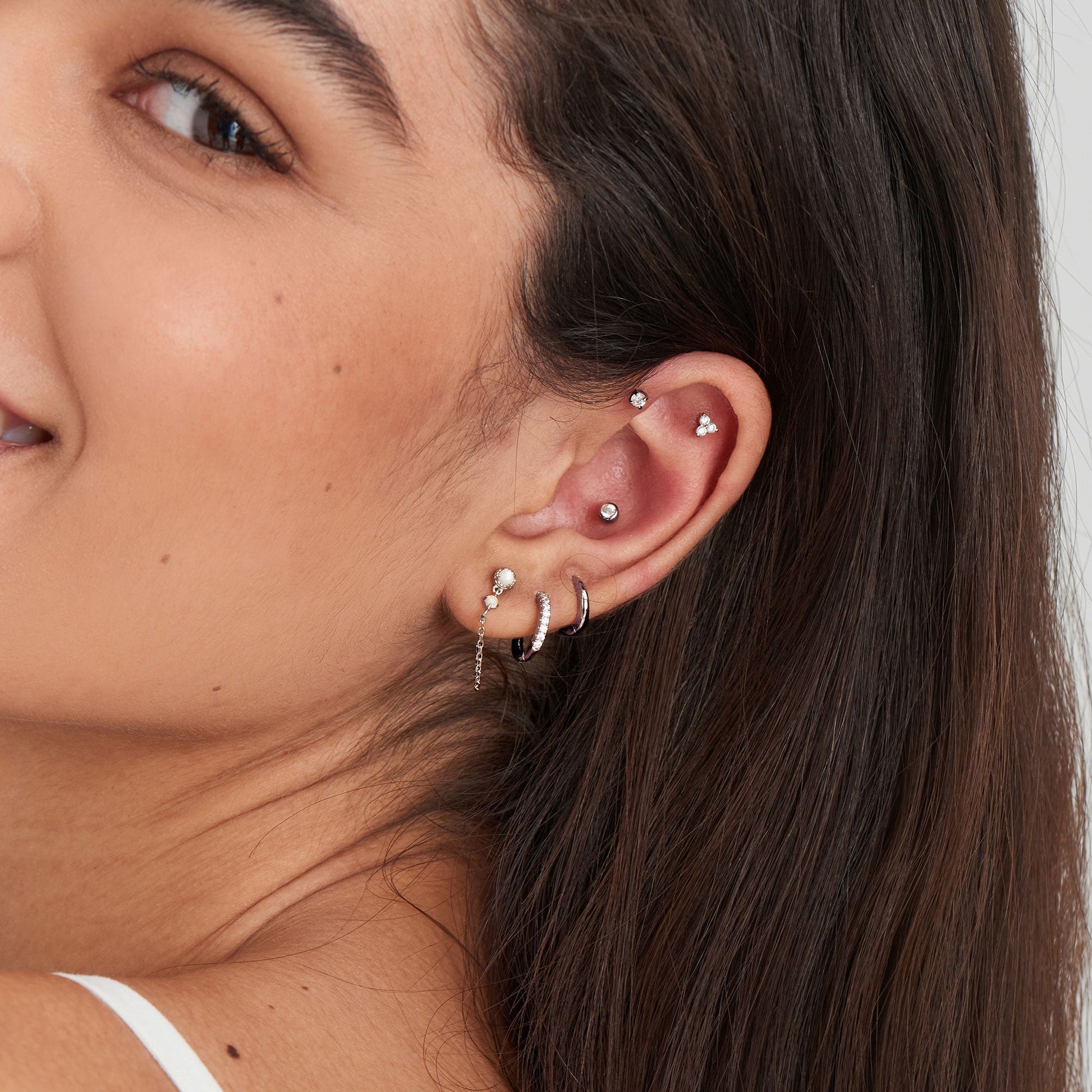 Timeless Silver Hoop Earrings 3