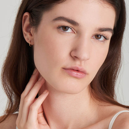 Timeless Gold Hoop Earrings 2