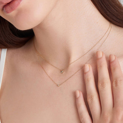 Golden Radiance Padlock Pendant Necklace 4