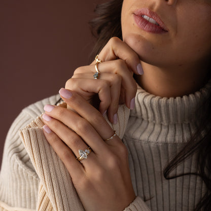 Solitaire-Oval Lab Grown Diamond Engagement Ring