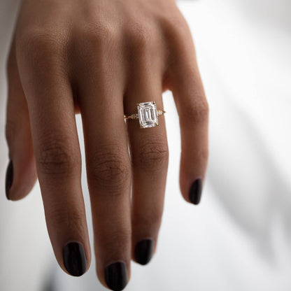 Solitaire-Oval Lab Grown Diamond Engagement Ring