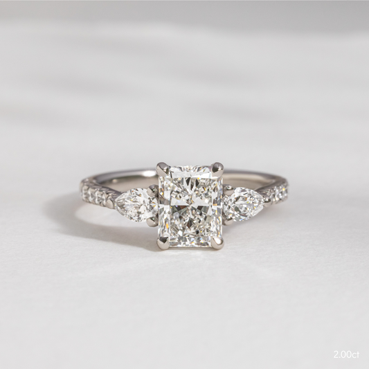 Solitaire-Oval Lab Grown Diamond Engagement Ring