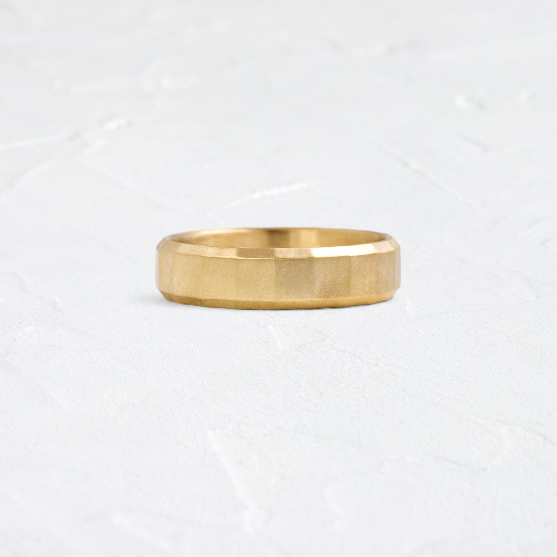 Classic- Men's Wedding Band