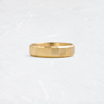 Classic- Men's Wedding Band