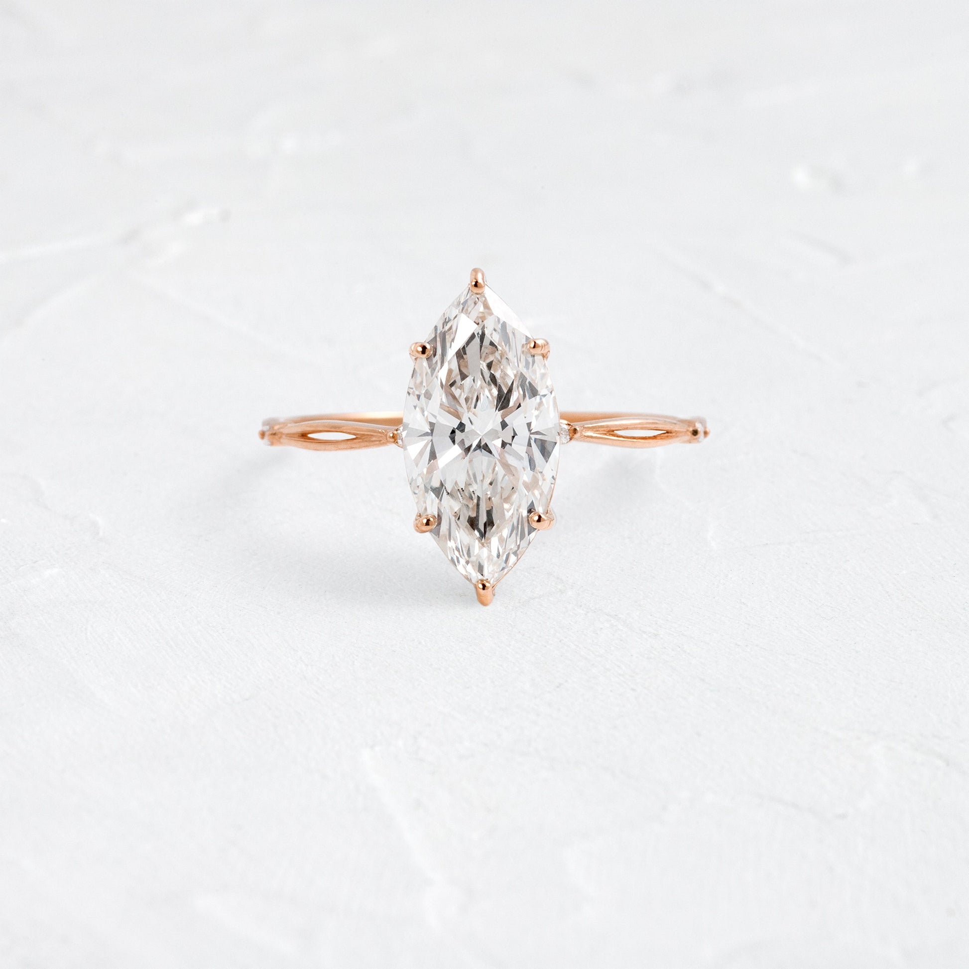 Solitaire-Oval Lab Grown Diamond Engagement Ring