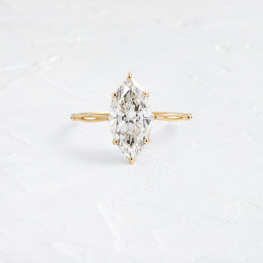 Solitaire-Oval Lab Grown Diamond Engagement Ring