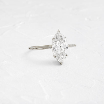 Solitaire-Oval Lab Grown Diamond Engagement Ring