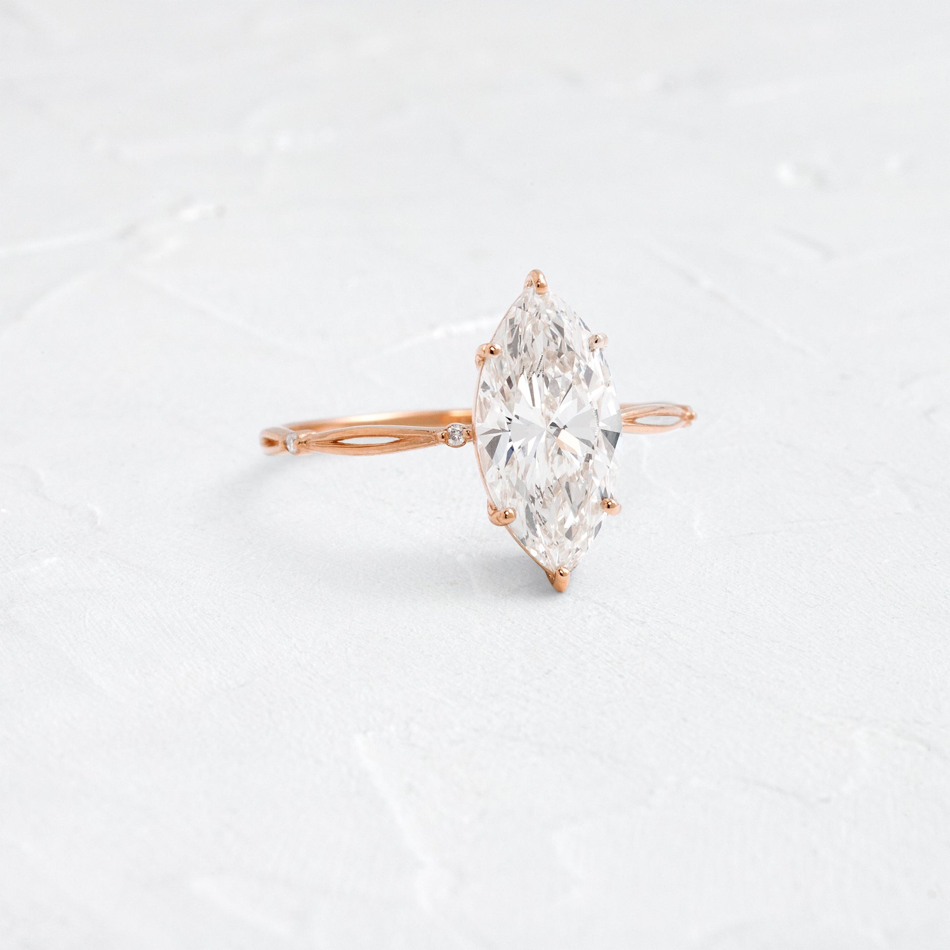 Solitaire-Oval Lab Grown Diamond Engagement Ring