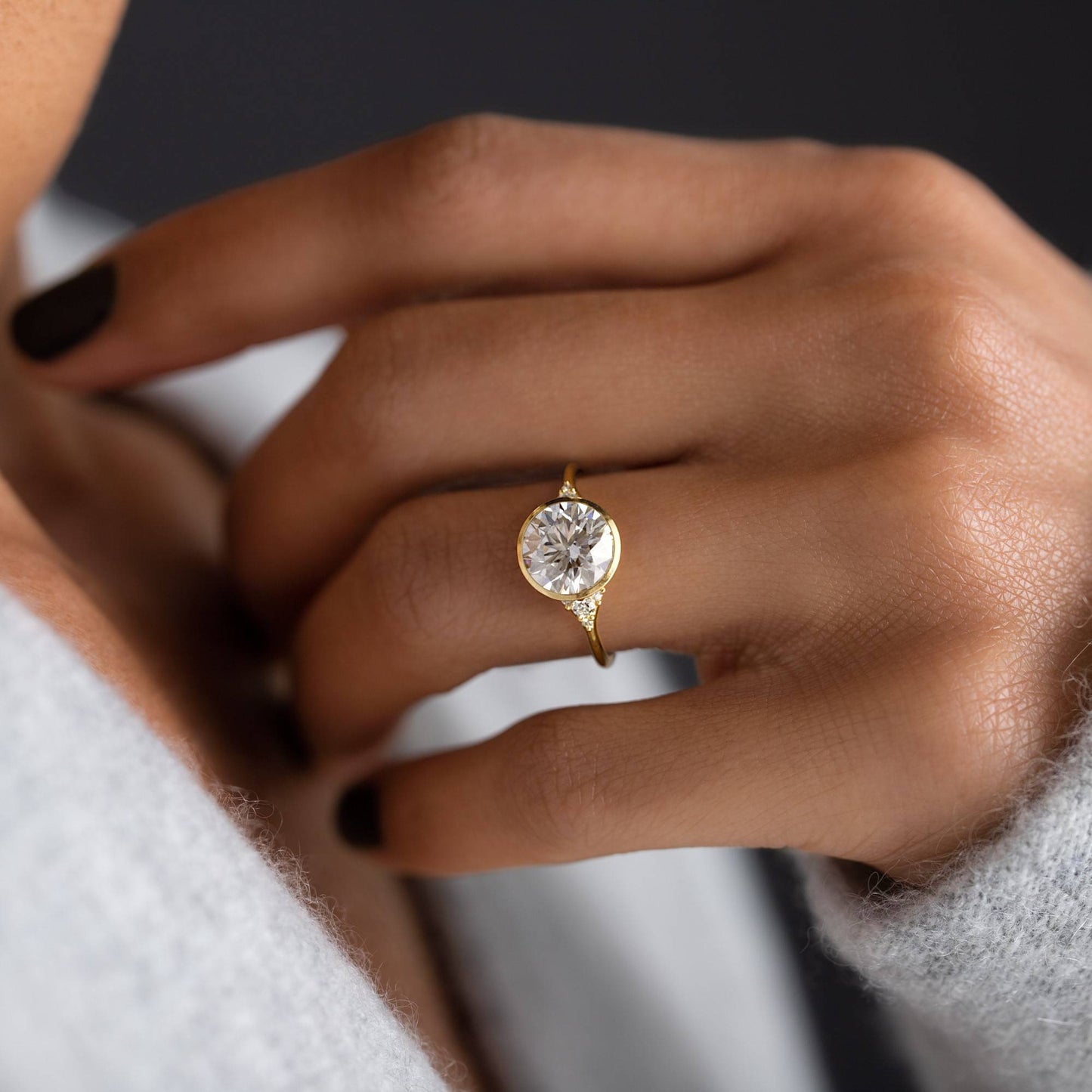 Solitaire-Oval Lab Grown Diamond Engagement Ring