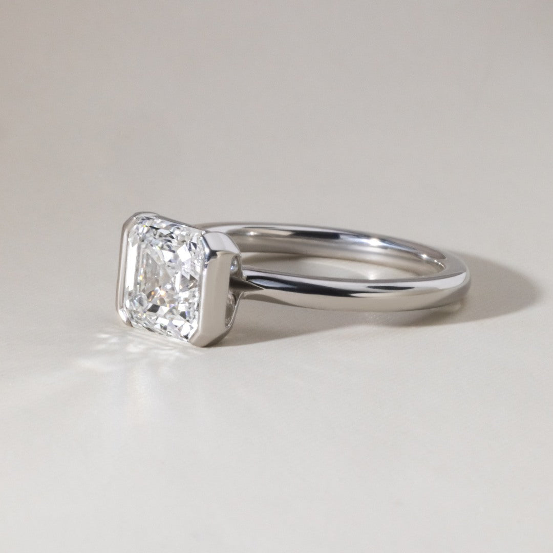 Solitaire-Oval Lab Grown Diamond Engagement Ring