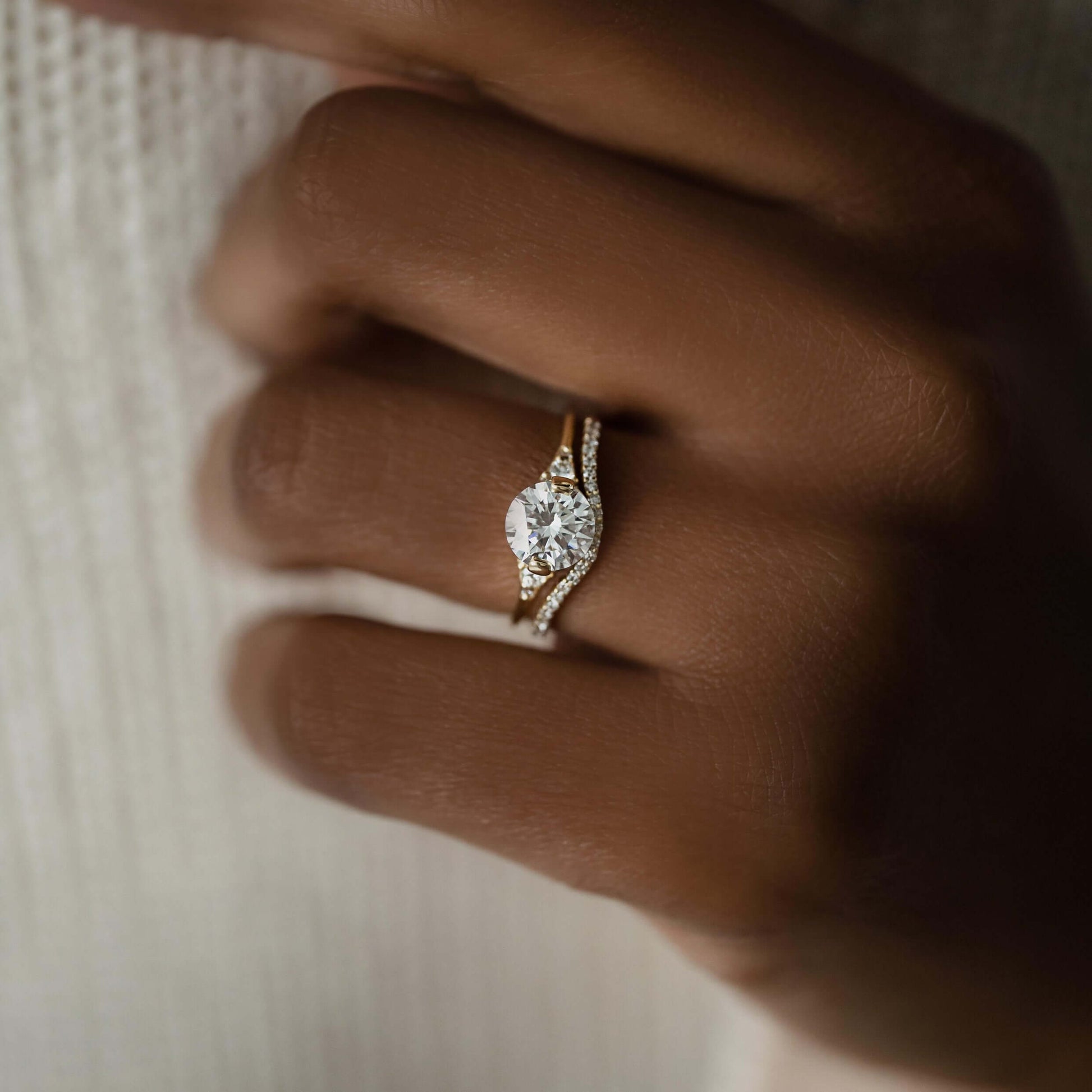 Solitaire-Oval Lab Grown Diamond Engagement Ring