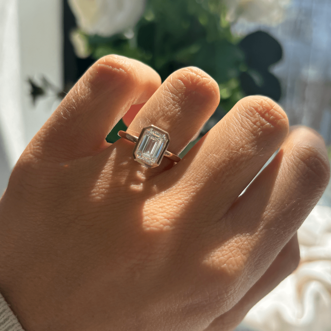 Solitaire-Oval Lab Grown Diamond Engagement Ring