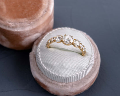 Solitaire-Oval Lab Grown Diamond Engagement Ring