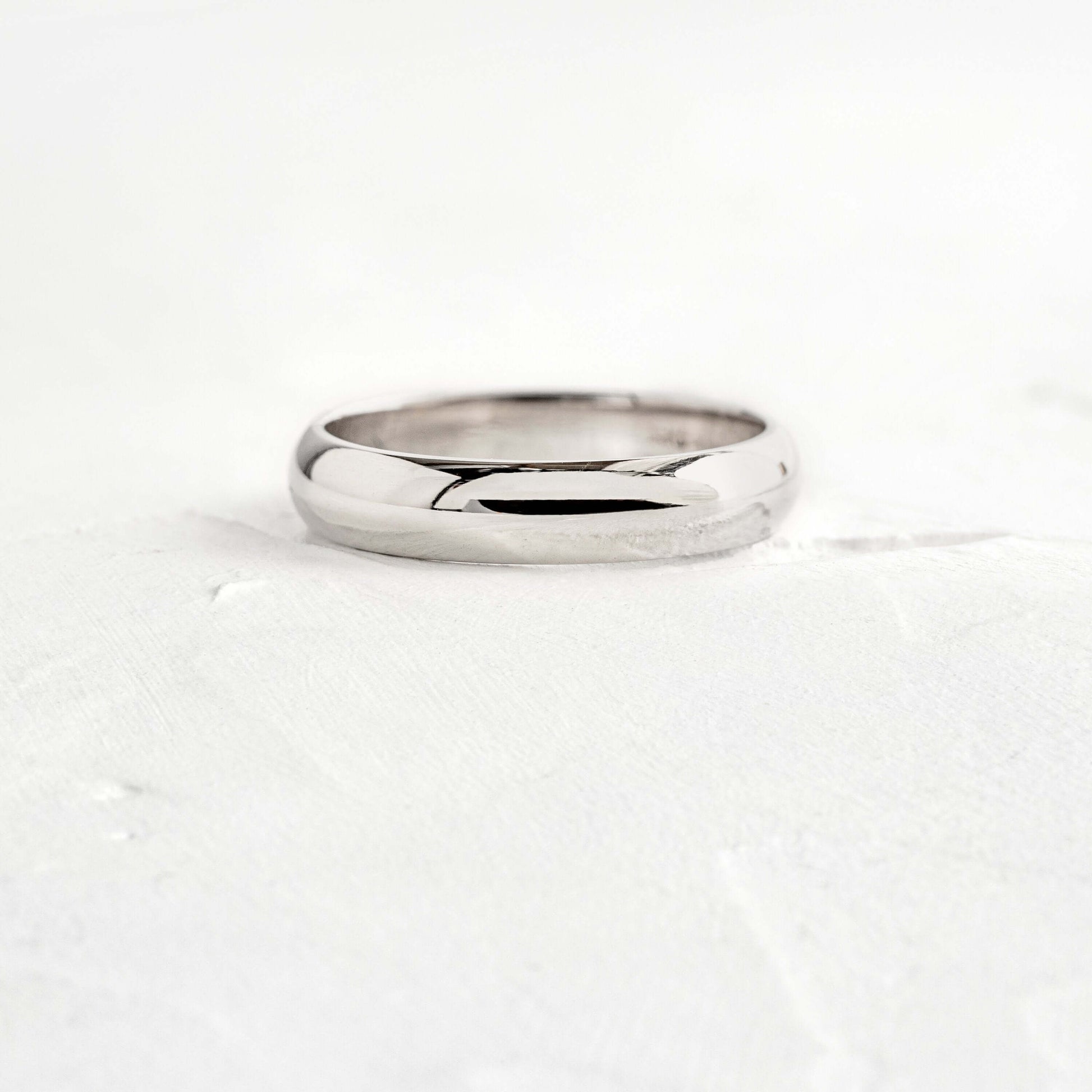 Classic- Men's Wedding Band