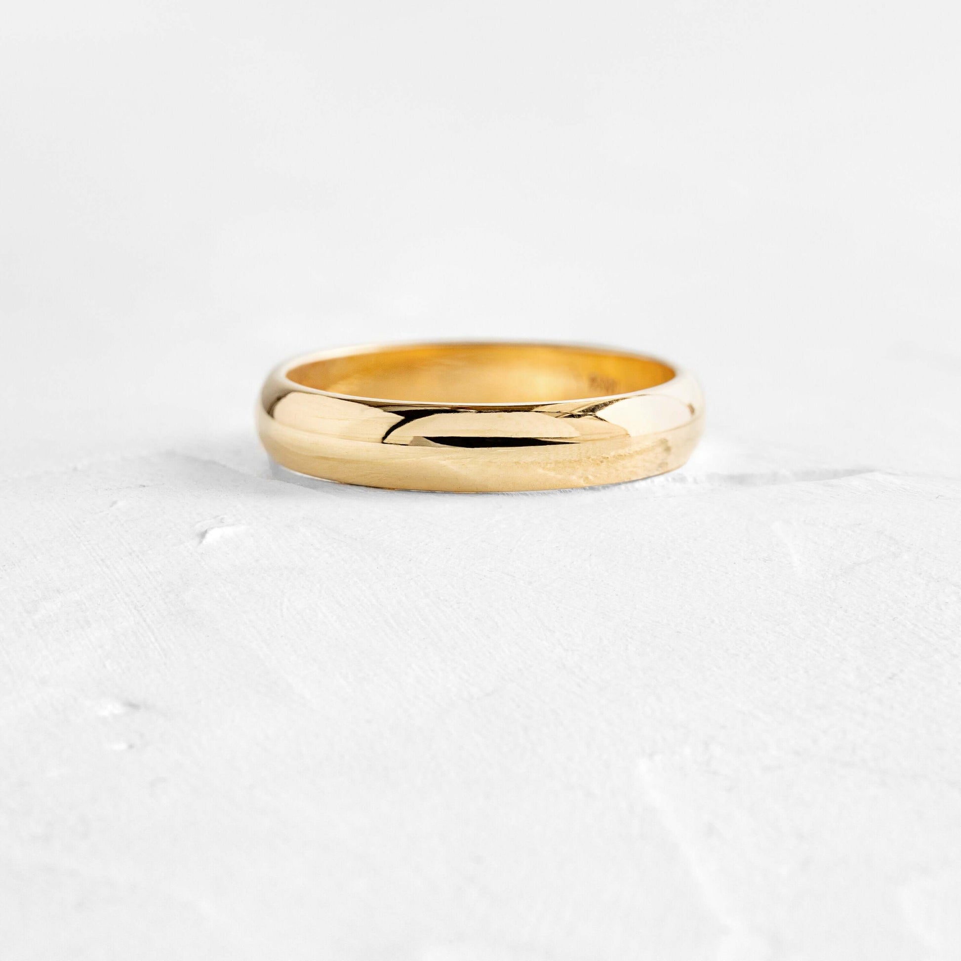 Classic- Men's Wedding Band