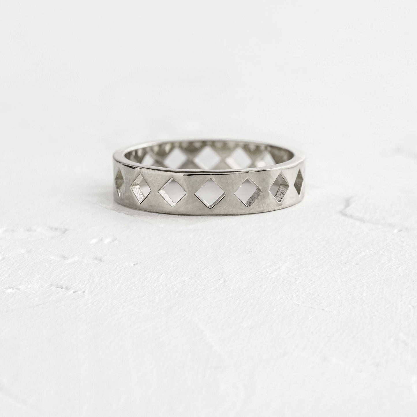 Classic- Men's Wedding Band