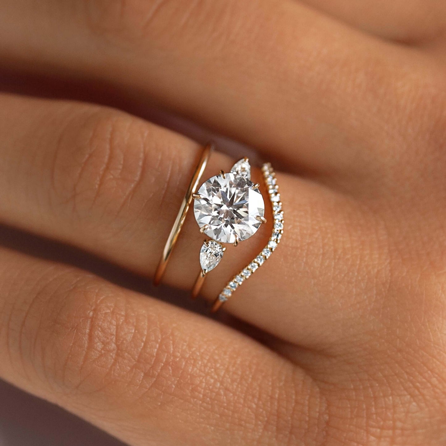 Solitaire-Oval Lab Grown Diamond Engagement Ring