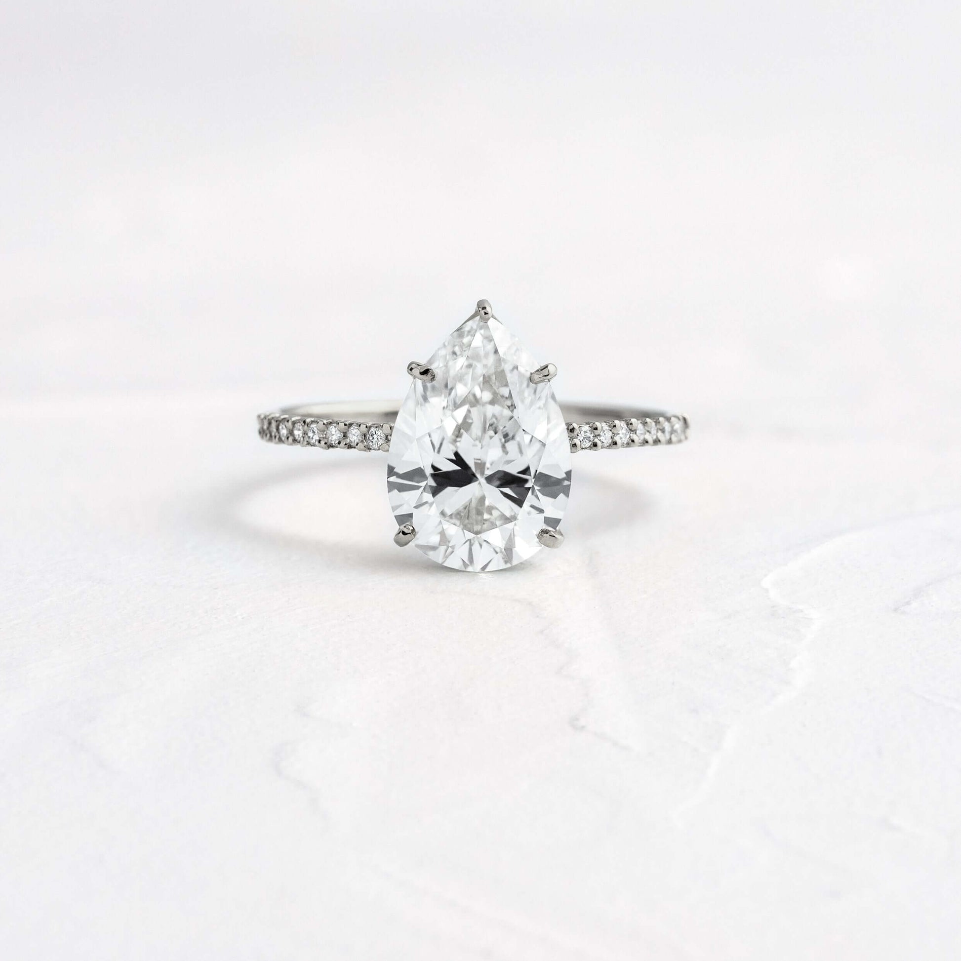 Solitaire-Oval Lab Grown Diamond Engagement Ring