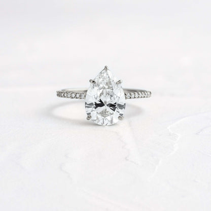 Solitaire-Oval Lab Grown Diamond Engagement Ring