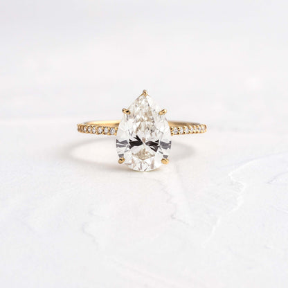 Solitaire-Oval Lab Grown Diamond Engagement Ring