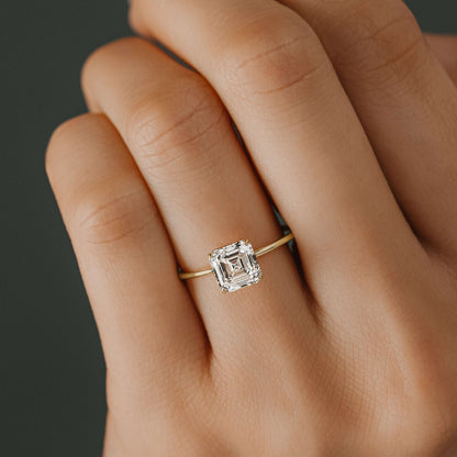 Solitaire-Oval Lab Grown Diamond Engagement Ring