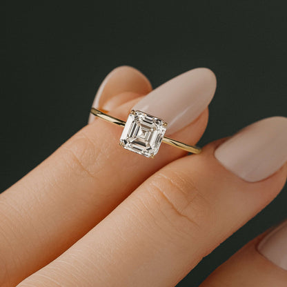 Solitaire-Oval Lab Grown Diamond Engagement Ring