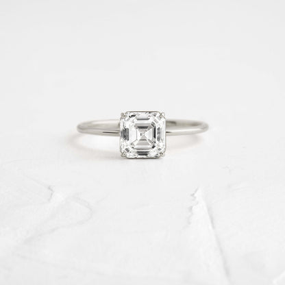 Solitaire-Oval Lab Grown Diamond Engagement Ring