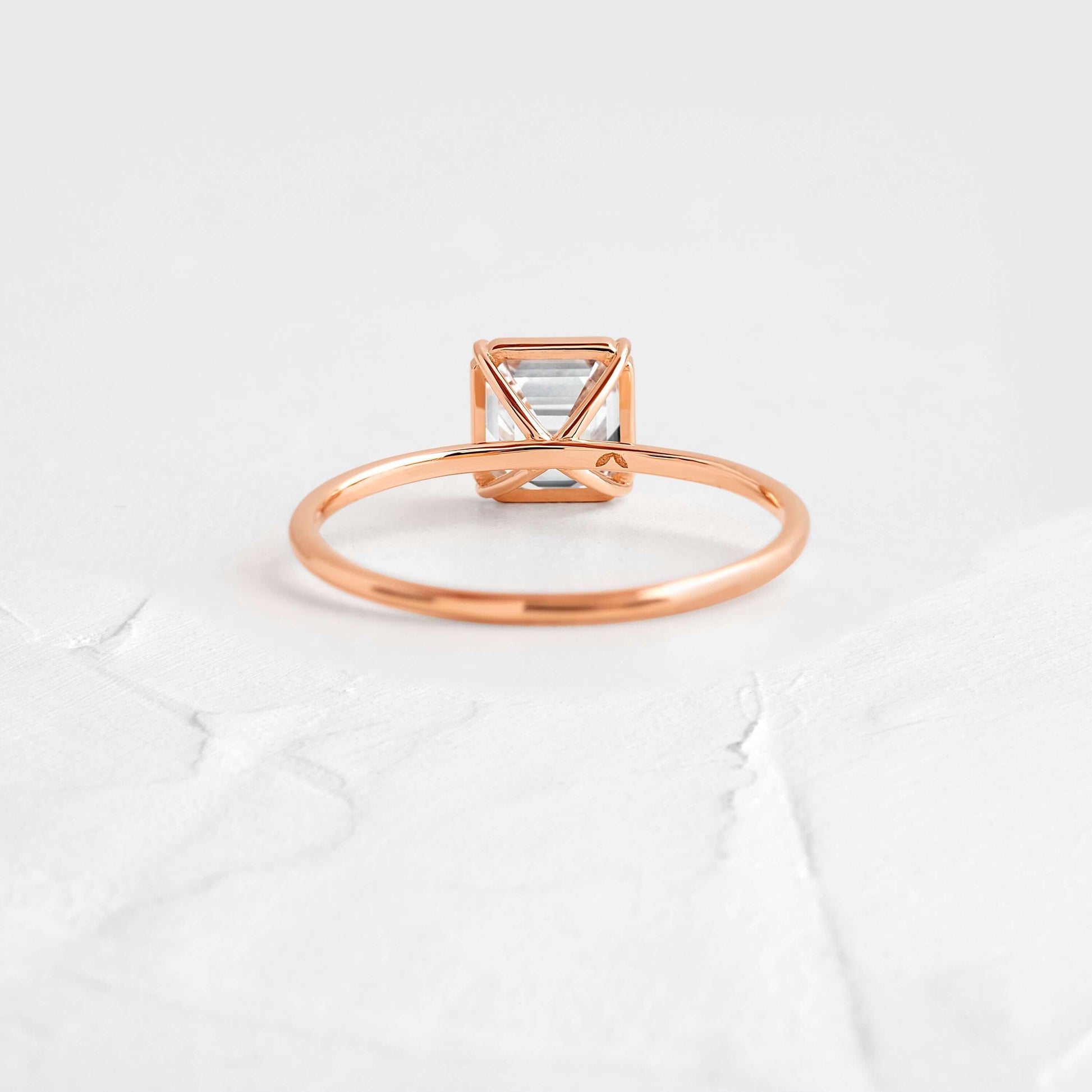 Solitaire-Oval Lab Grown Diamond Engagement Ring
