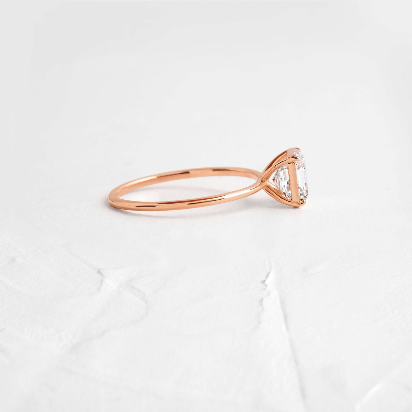 Solitaire-Oval Lab Grown Diamond Engagement Ring