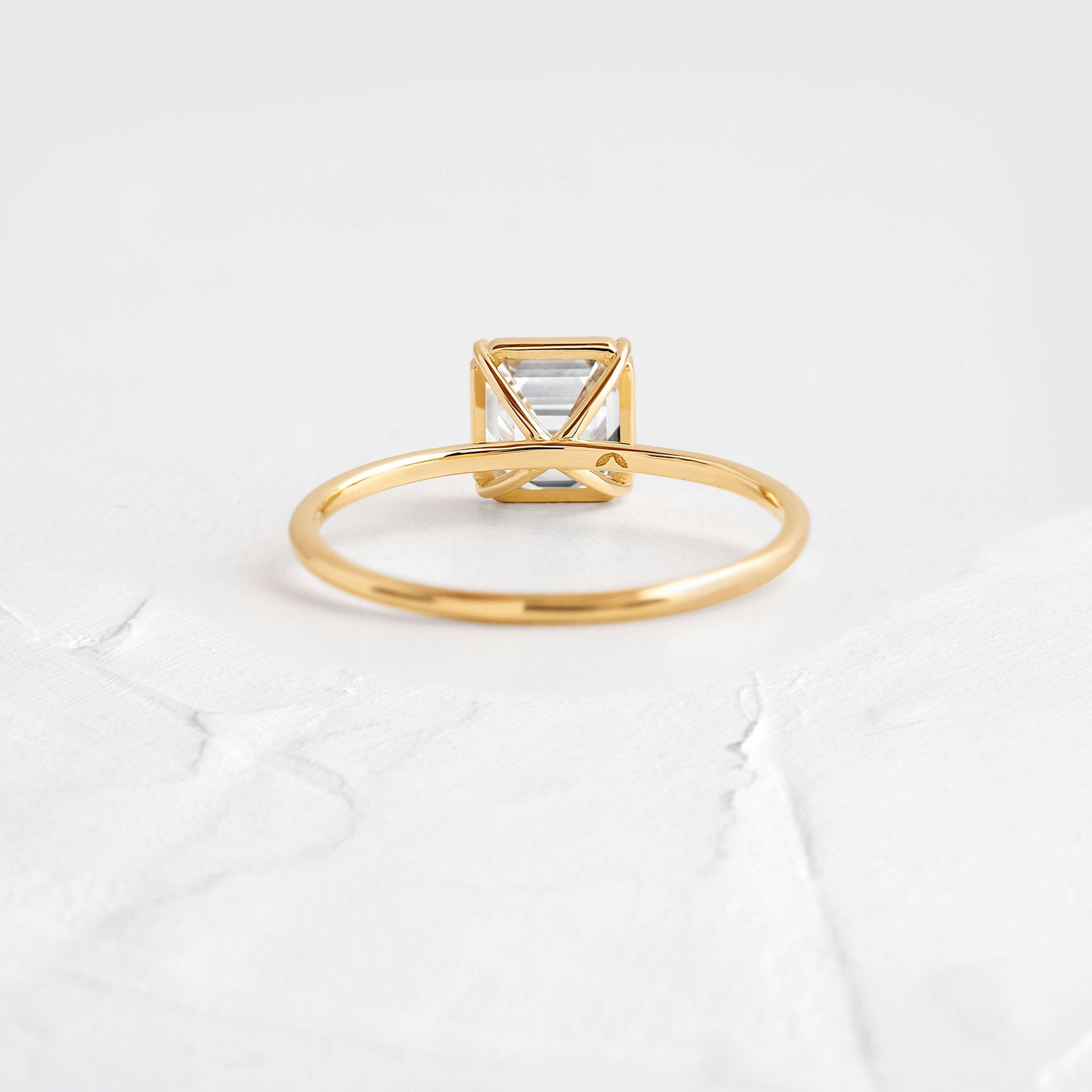 Solitaire-Oval Lab Grown Diamond Engagement Ring