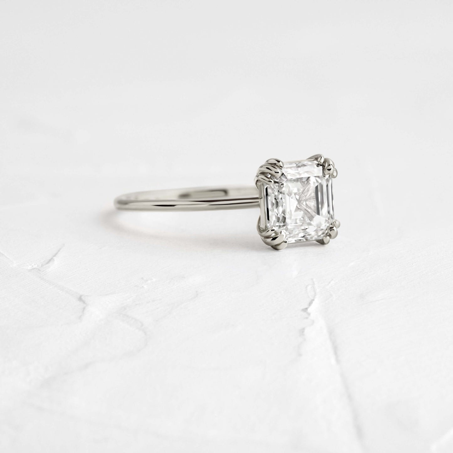 Solitaire-Oval Lab Grown Diamond Engagement Ring