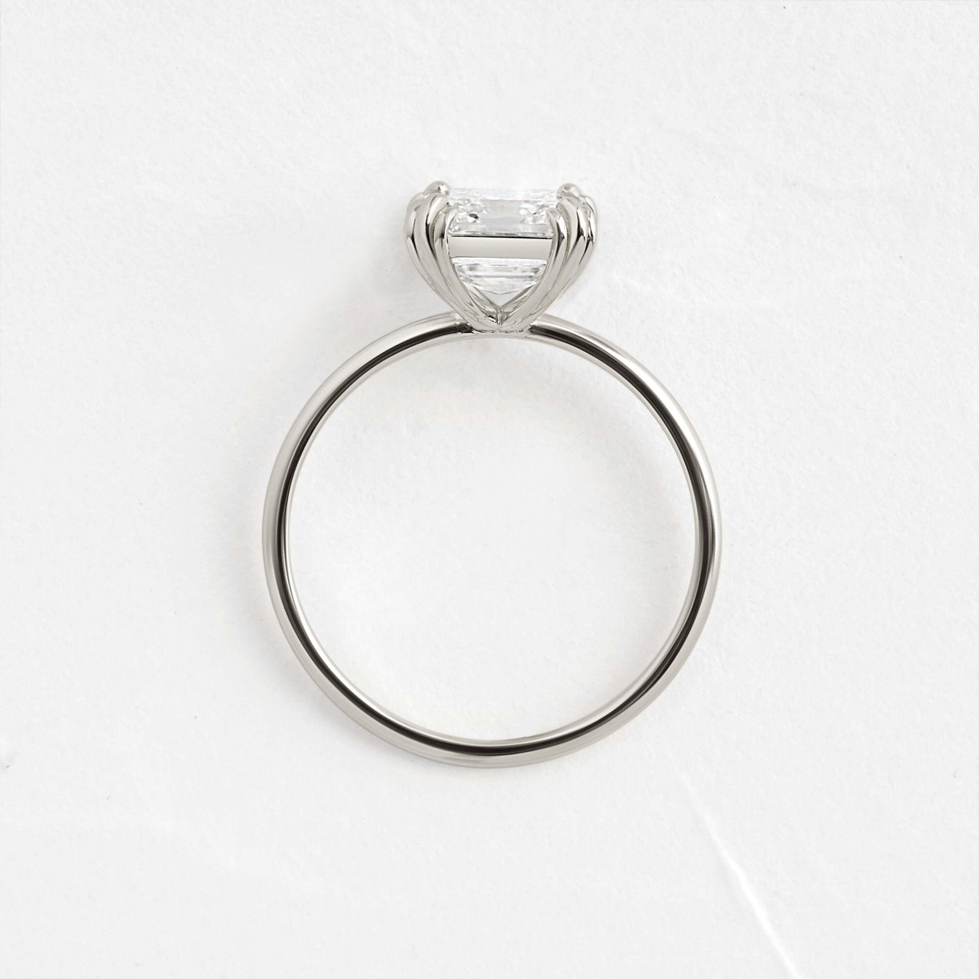 Solitaire-Oval Lab Grown Diamond Engagement Ring
