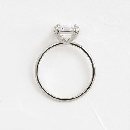 Solitaire-Oval Lab Grown Diamond Engagement Ring