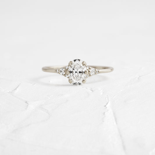 Solitaire-Oval Lab Grown Diamond Engagement Ring