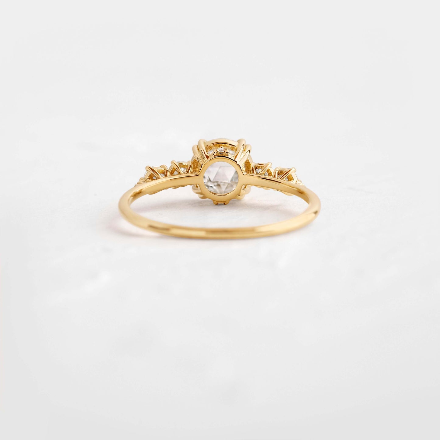 Solitaire-Oval Lab Grown Diamond Engagement Ring