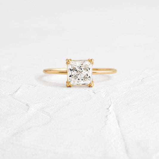 Solitaire-Oval Lab Grown Diamond Engagement Ring