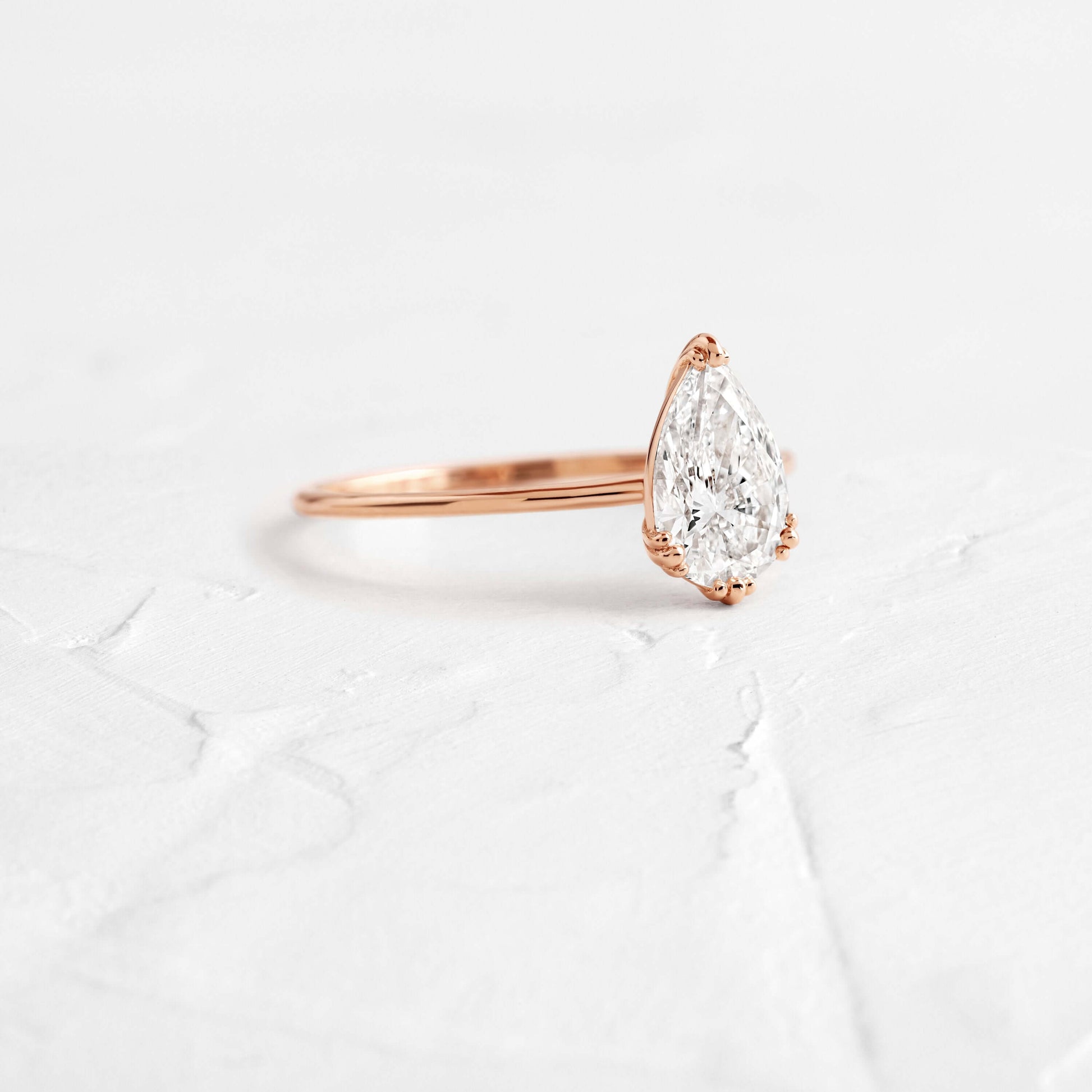 Solitaire-Oval Lab Grown Diamond Engagement Ring