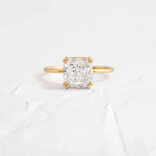 Solitaire-Oval Lab Grown Diamond Engagement Ring