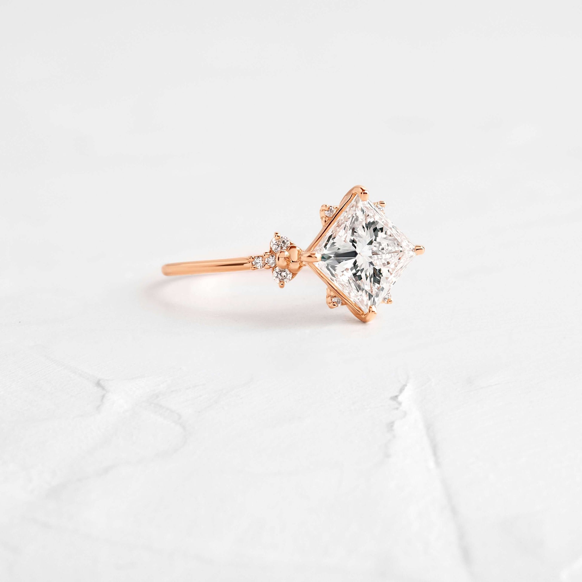 Solitaire-Oval Lab Grown Diamond Engagement Ring