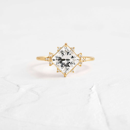 Solitaire-Oval Lab Grown Diamond Engagement Ring
