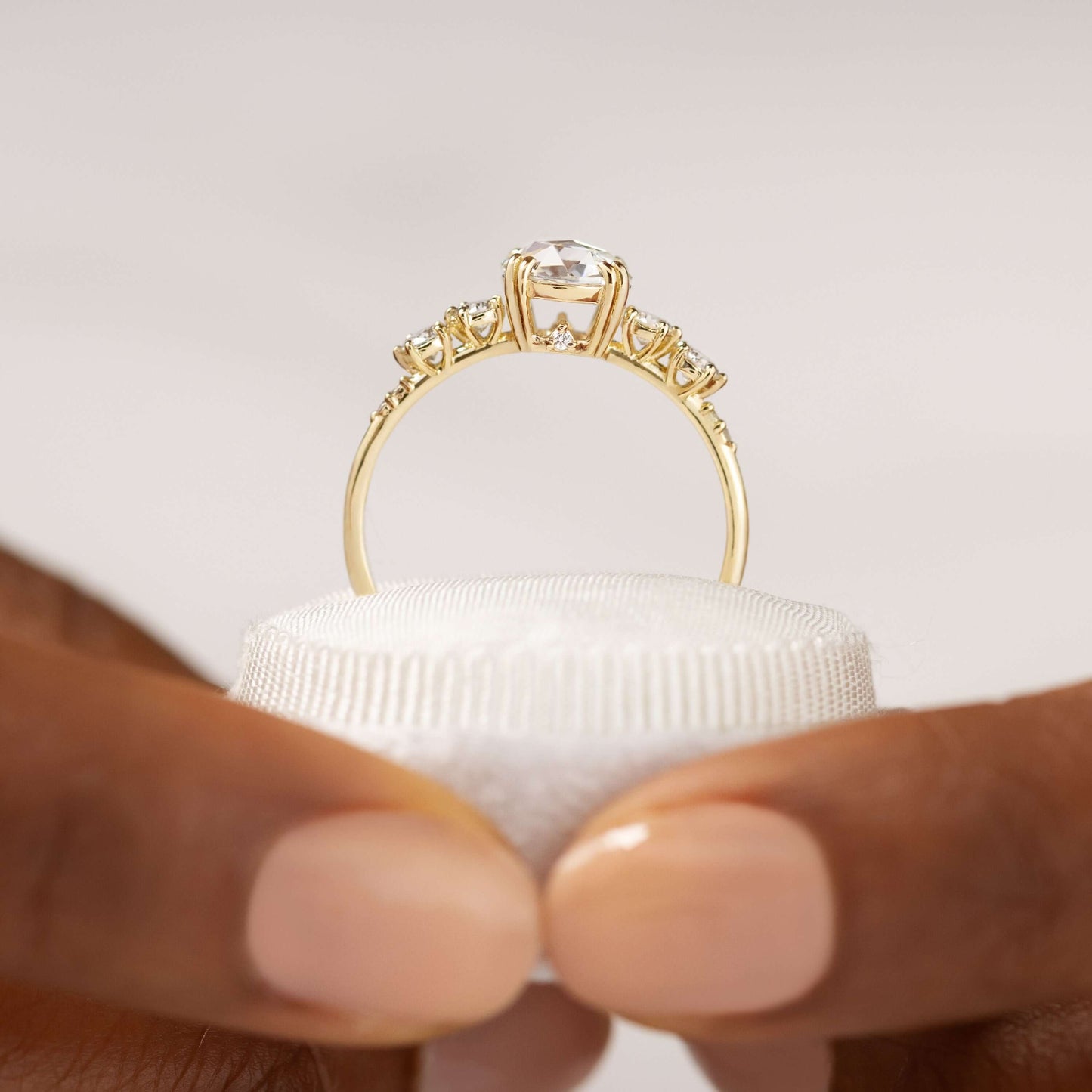 Solitaire-Oval Lab Grown Diamond Engagement Ring