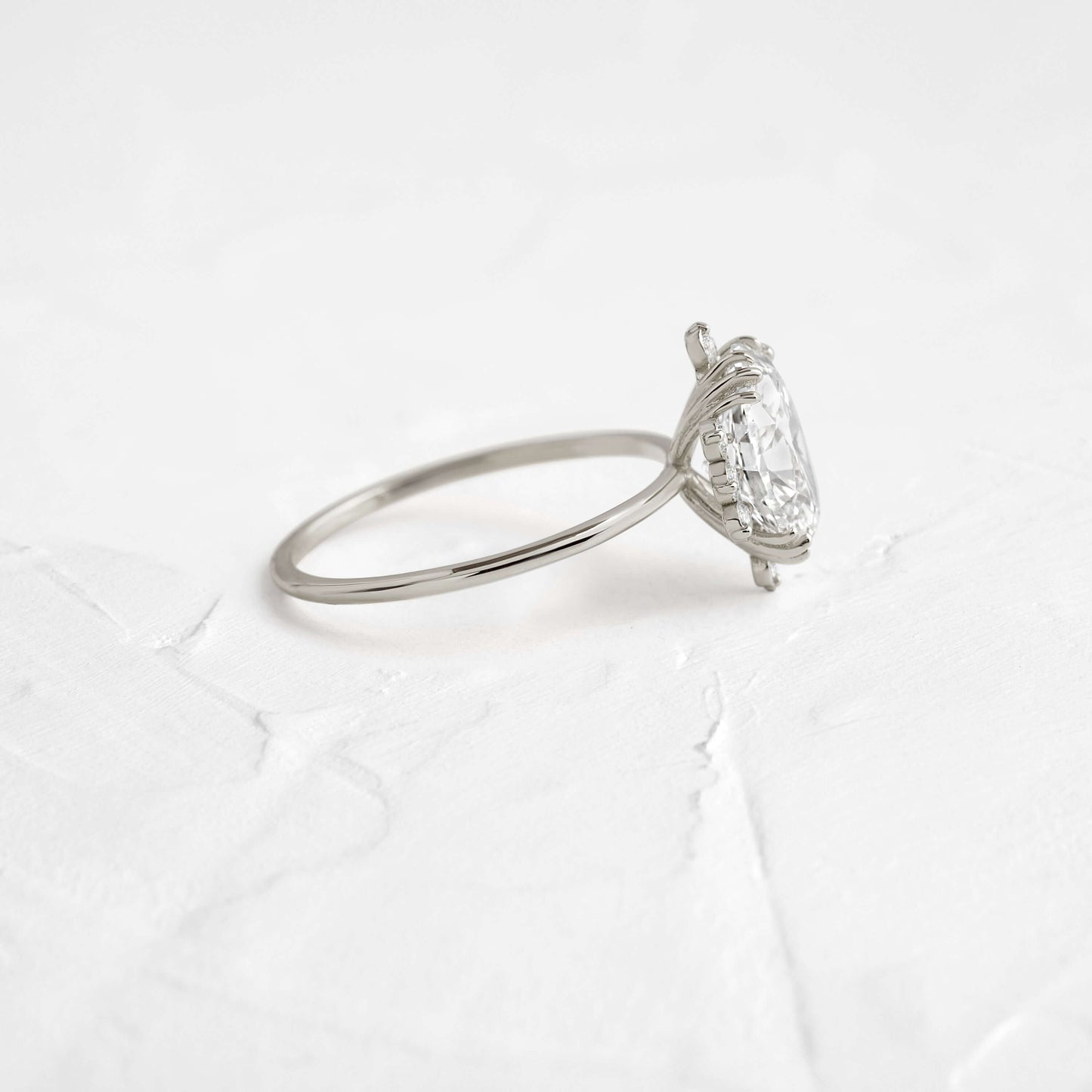 Solitaire-Oval Lab Grown Diamond Engagement Ring