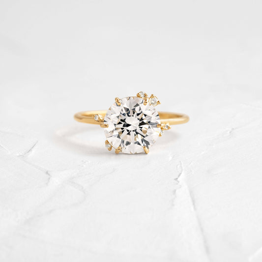 Solitaire-Oval Lab Grown Diamond Engagement Ring