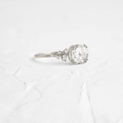Solitaire-Oval Lab Grown Diamond Engagement Ring