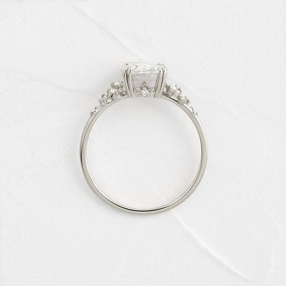 Solitaire-Oval Lab Grown Diamond Engagement Ring