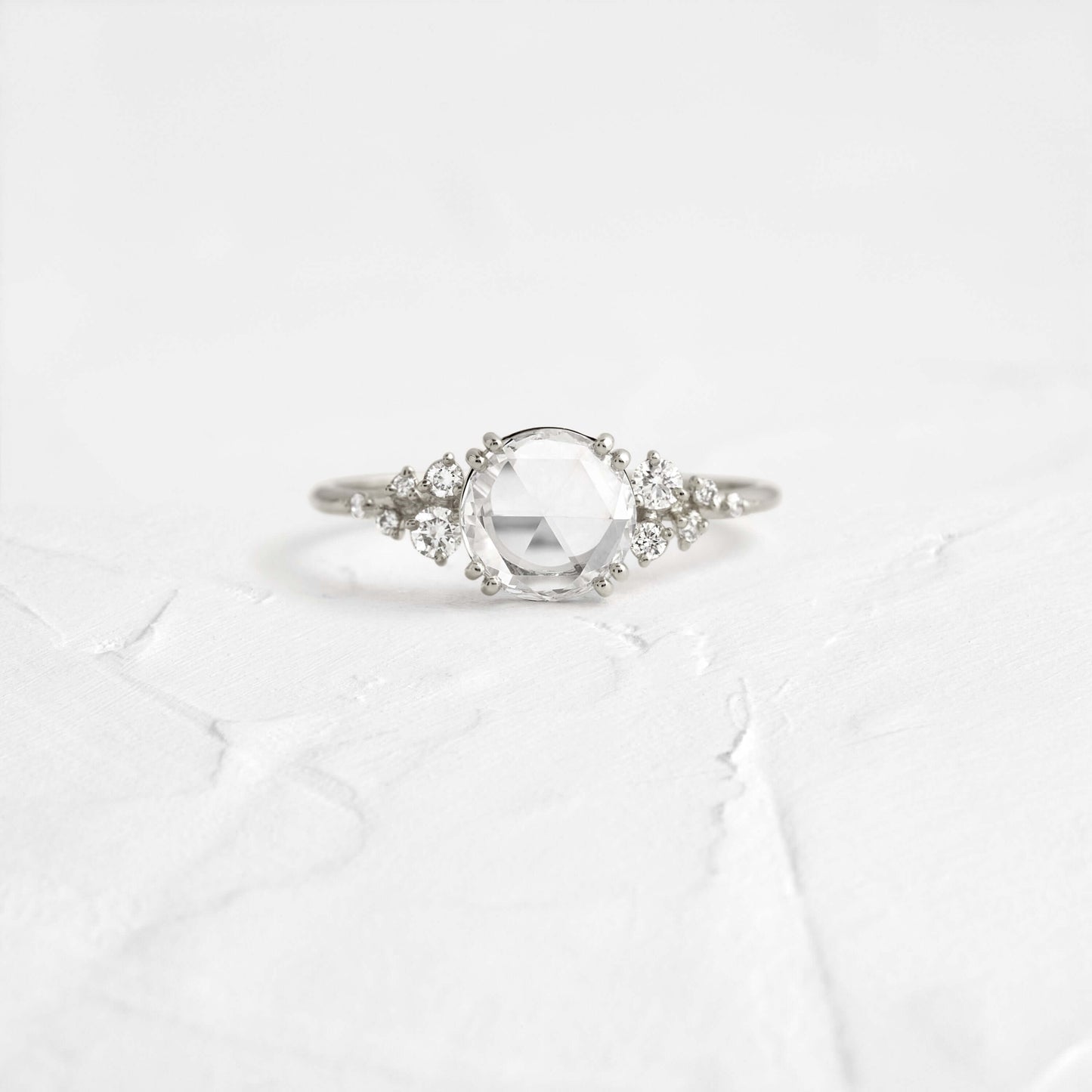 Solitaire-Oval Lab Grown Diamond Engagement Ring